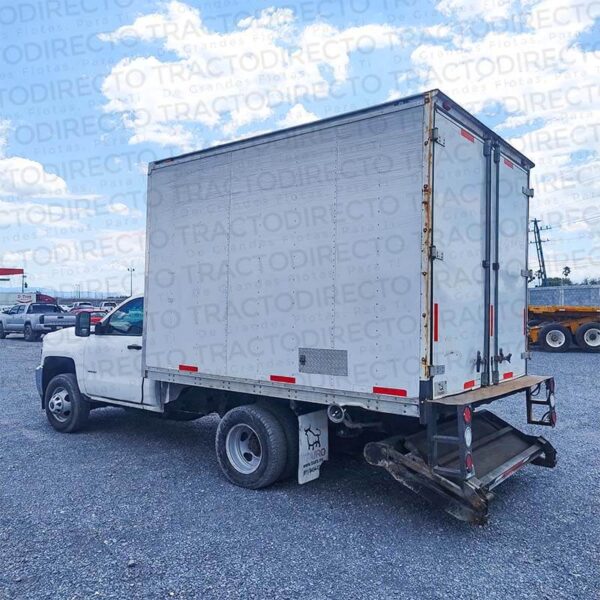 Camioneta Chevrolet 3500 - Image 3